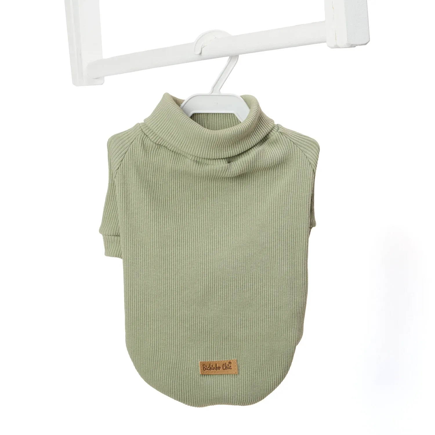 Cacharrel para Caes Bichinho Chic Verde no cabide-01